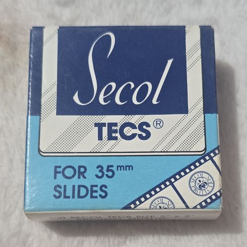 Secol TECS Archival Acid-Free Photo Sleeves for 35mm 2x2 Slides 100pk TE0202 — image 1