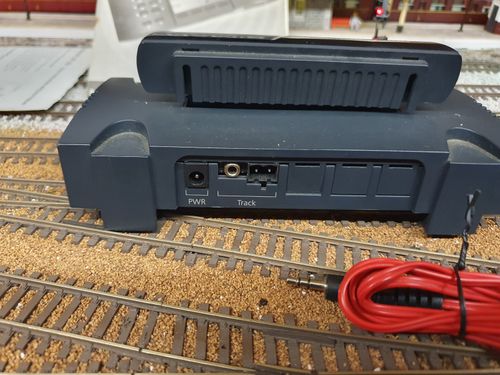 BACHMANN DYNAMIS WIRLESS  36-505 DCC CONTROL SYSTEM — image 3