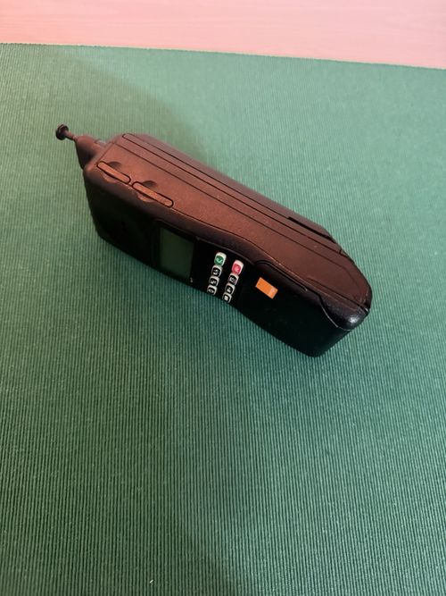 Motorola Mr1 Vintage Mobile Phone — image 3