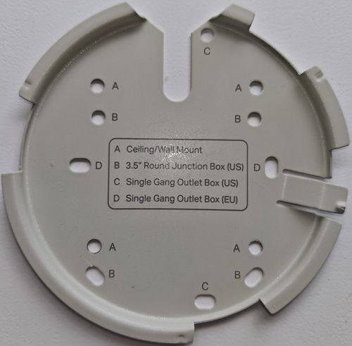 TP-LINK EAP610 AX1800 Ceiling Mount Wi-Fi 6 Access Point With Mounting Bracket — image 3
