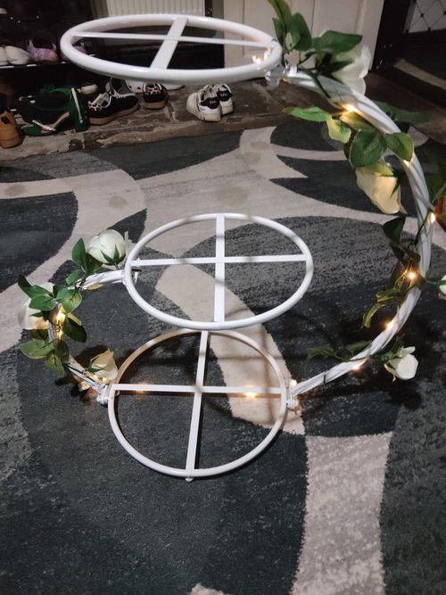 Wedding Cake Stand for Special Occasions — image 4