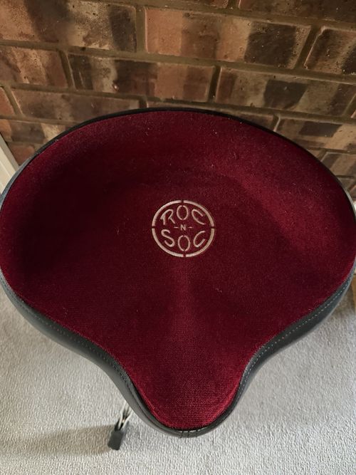 Roc-N-Soc Saddle Drum Throne Stool Red/Black – COLLECTION ONLY — image 2