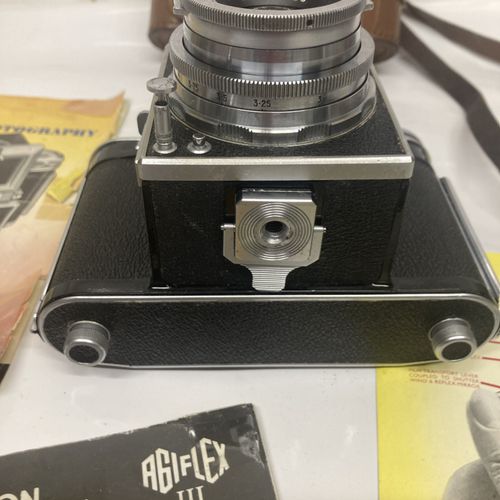 Agiflex 3 Photography Camera Vintage Retro Working Order with Case Untested — image 12