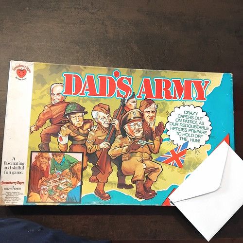 Strawberry Fayre Dad's Army Board Game 1975 Complete Set 2+ Players Dice