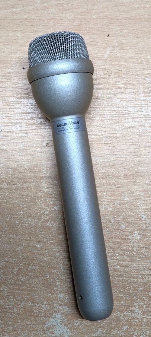 Vintage  Electro Voice RE-50 dynamic microphone — image 2