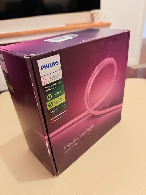 Philips Hue Outdoor Lightstrip 2m LED IP67 White & Colour App Zigbee — image 3