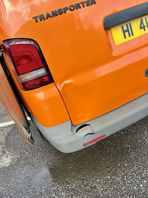 VW Transporter T5 Camper 2.5t manual aircon  tailgate — image 10