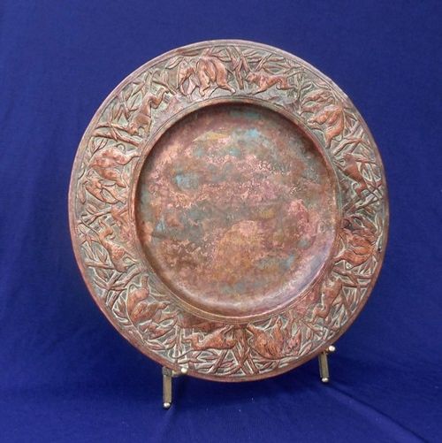 Vintage ARTS & CRAFTS Chased Copper CHARGER Tiger Elephants c1910 Sri Lanka OLD