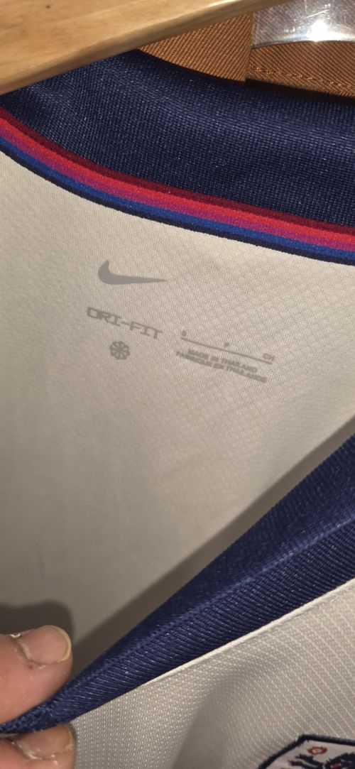 Nike England 2025 Home Stadium Shirt Size Small  — image 4