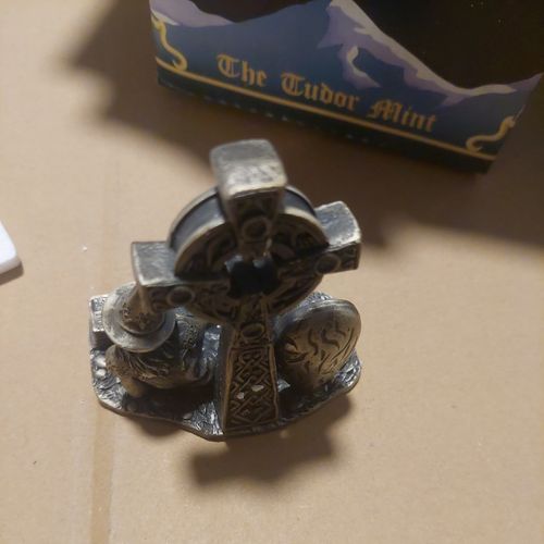 Myth & Magic - Tudor Mint - The Celtic Wizard - 3877 - Missing Crystal — image 8
