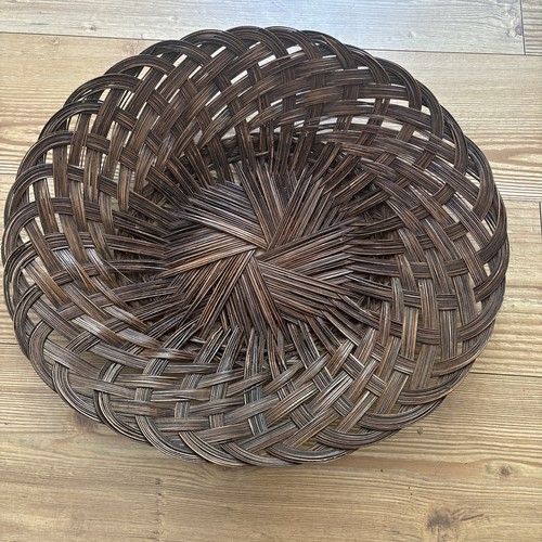 Vintage Large Woven Wicker  18” Bread Basket Serving Platter Table Brown