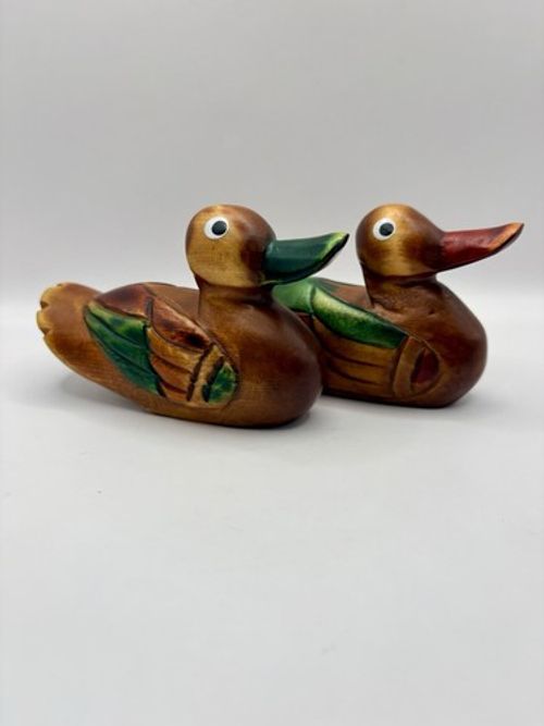 Vintage Hand Carved Wooden Mandarin Ducks Pair Chinese Wedding Symbol Love 12cm