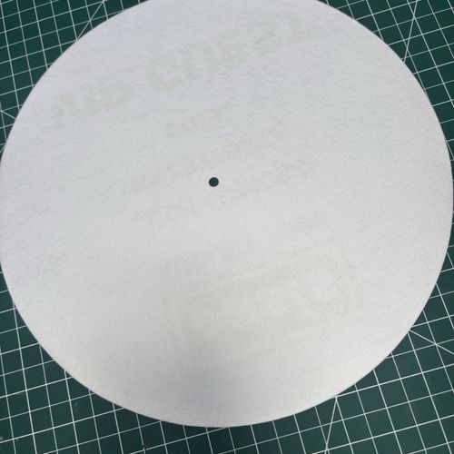 Oasis Knebworth Park Loch Lomond Cork 1996 VIP Guest 12"  Slip Mat UNFRAME — image 12