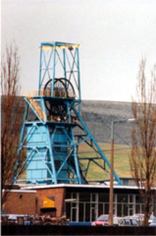 OO Gauge Gedling Mine Pit Head — image 5
