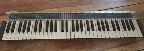 61-Key Diving Board Keyboard Bed from Hammond B250 — image 1
