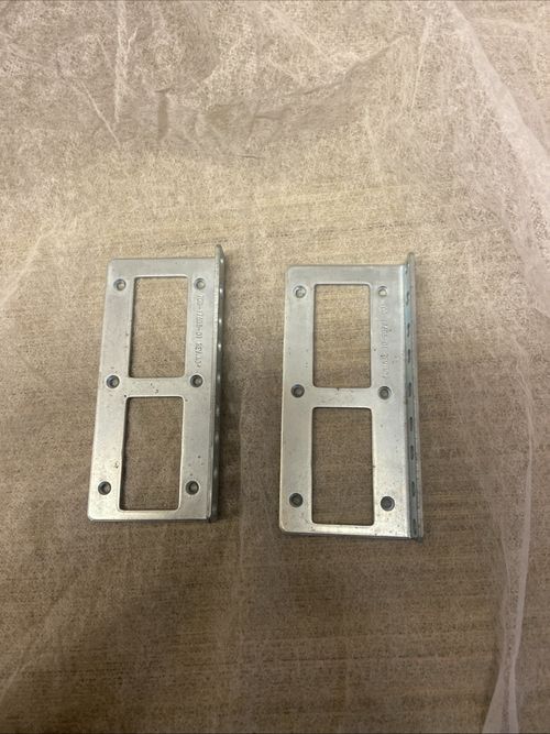 CISCO 3800 Router Rack Mount Ears -  700-17696-01 — image 3