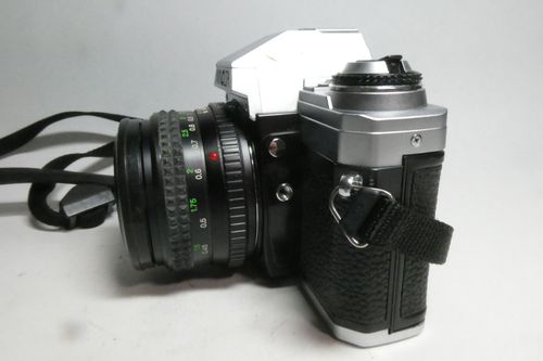 Minolta X-300 Classic Auto Manual SLR Camera & MD Rokkor 50mm f1.7 Minolta Lens — image 4