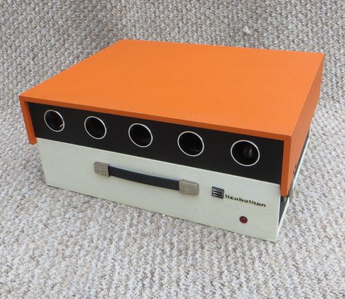 SUPERB RETRO 1970s ELIZABETHAN ASTRONAUT VINTAGE RECORD PLAYER - FULLY SERVICED — image 2