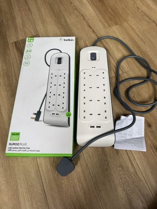 Belkin BSV804AF2M Surge Plus 12w USB Surge Protector 8 Plug 900 Joules 2m Cable