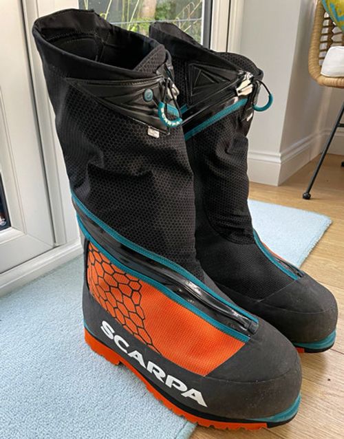 SCARPA Phantom 8000 Men’s Climbing Mountaineering Boots Black/Orange EU 46/UK 9