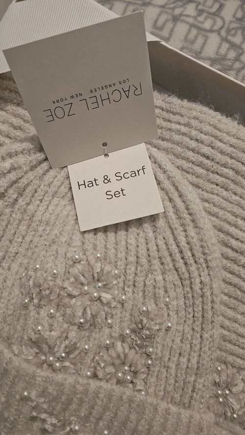 Rachel Zoe 2pc Women's Grey Knit Hat & Scarf Set Floral Beaded One Size — image 6