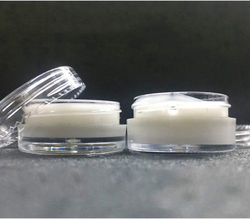 50 Pack 5Ml Empty Plastic Cosmetic Jars with Clear Lids — image 5