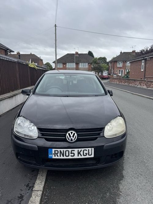 Volkswagen Golf 2005 2.0 SDI Diesel - Black
