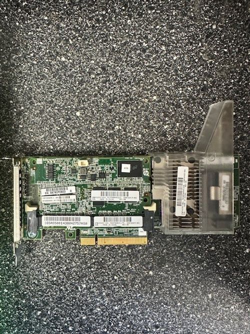 HP P440 SMART ARRAY RAID CONTROLLER - 749797-001 - LOW PROFILE — image 1