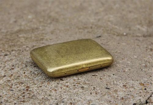Collecteable Vintage Solid Brass Smoking Can hold 16 Cigarettes Case Holder — image 12