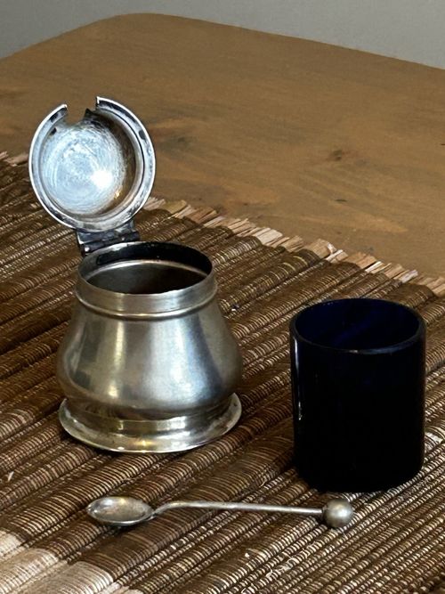 Antique EPNS Silver Plate Mustard Pot with Lid, Blue Glass Liner & Spoon VGC — image 8