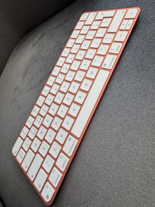 Genuine Apple Magic Keyboard with TOUCH ID A2449 BRITISH QWERTY — image 10