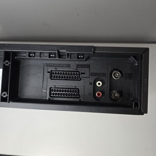Panasonic NV-FJ611 VCR Video Cassette Player Tested With Remote — image 7