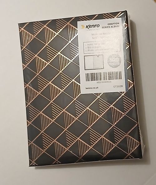Slip In Photo Album 6x4. Holds 100 Photos. Black. -Brand  New.  Kenro Grafton — image 3