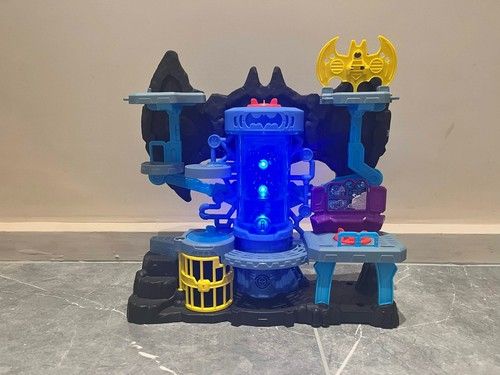 Imaginext DC Super Friends Bat-Tech Batcave Playset with Lights & Sounds