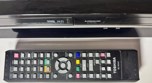 Faulty Toshiba D-VR18DT-K-TB DVD/VCR Recorder Combo Player — image 5