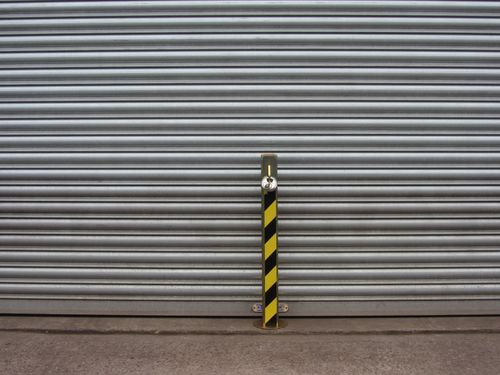 Telescopic Security Post Parking Bollard Drop Down Driveway Post — image 3