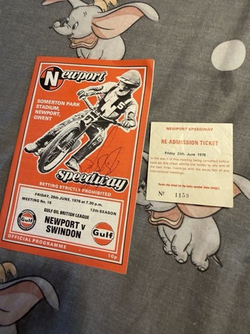 Vintage 1976 Newport Speedway programme signed, plus original entry ticket.