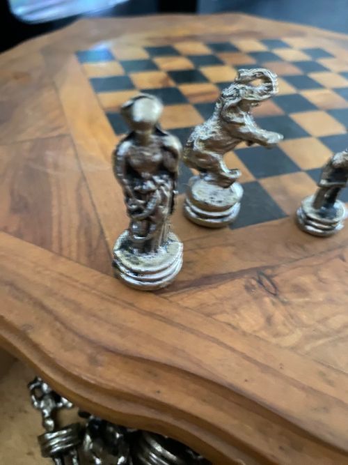 table top wooden chess set wuth metal pieces  — image 5