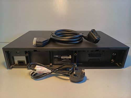 Panasonic NV-SD230B Super Drive VHS Recorder Player With Remote, Fully Working  — image 17