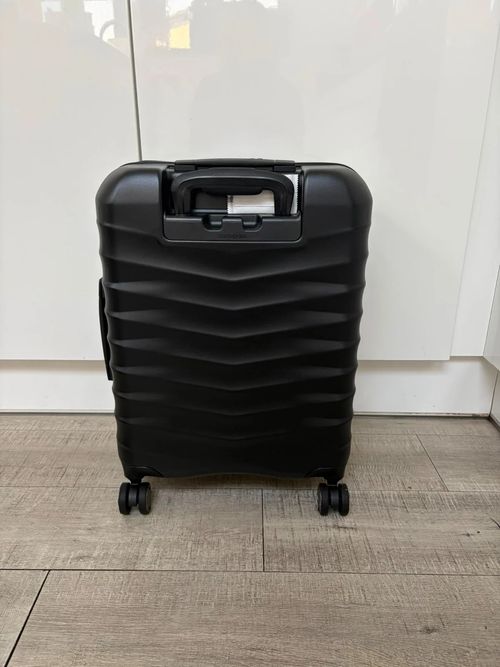 Large + Cabin Samsonite Suitcase with TSA Lock & Expandable Capacity - Blk — image 18