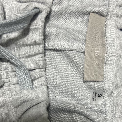 Essentials Fear of God Men’s Grey shorts, long Drawstrings: from flannels — image 7