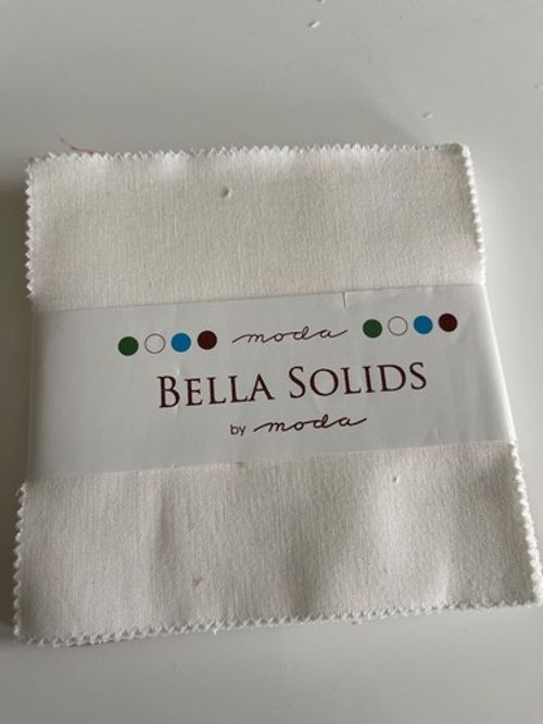 Moda Bella Solid 5" Charm Pack9900-98 white 