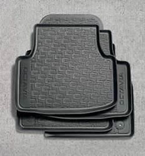 Genuine Skoda Octavia 17 - 22  Rubber Floor Mats / Car Mats - Set of 4 5E2061550