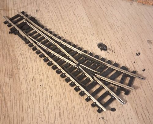 Hornby Left Hand L/H Standard Point / Points - R8072 - Nickel Silver - OO Gauge