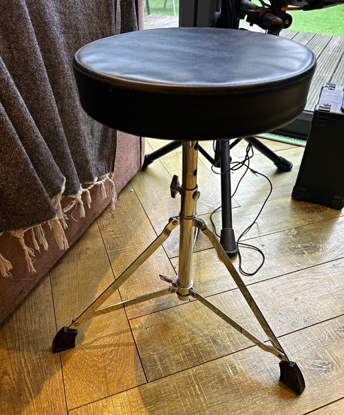 Adjustable Drum Throne Stool with Padded/Foam Seat, Metal Tripod Base Black — image 2