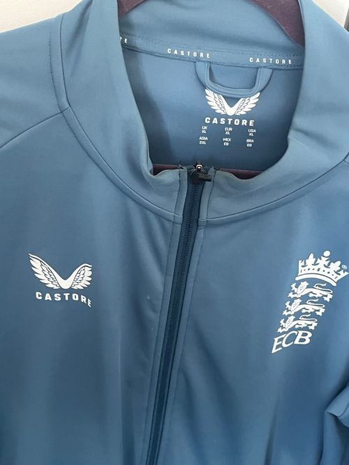 ECB Castore Fill Zip Training Top XL — image 2