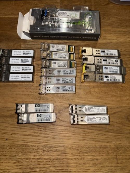 Large bundle of fibre optic transceivers Cisco, plusoptic, HP, Finisar