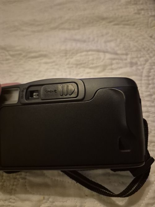 Vintage Ricoh Multi AF Zoom 35mm Film Camera 38-80mm Macro Zoom Lens with Case — image 2