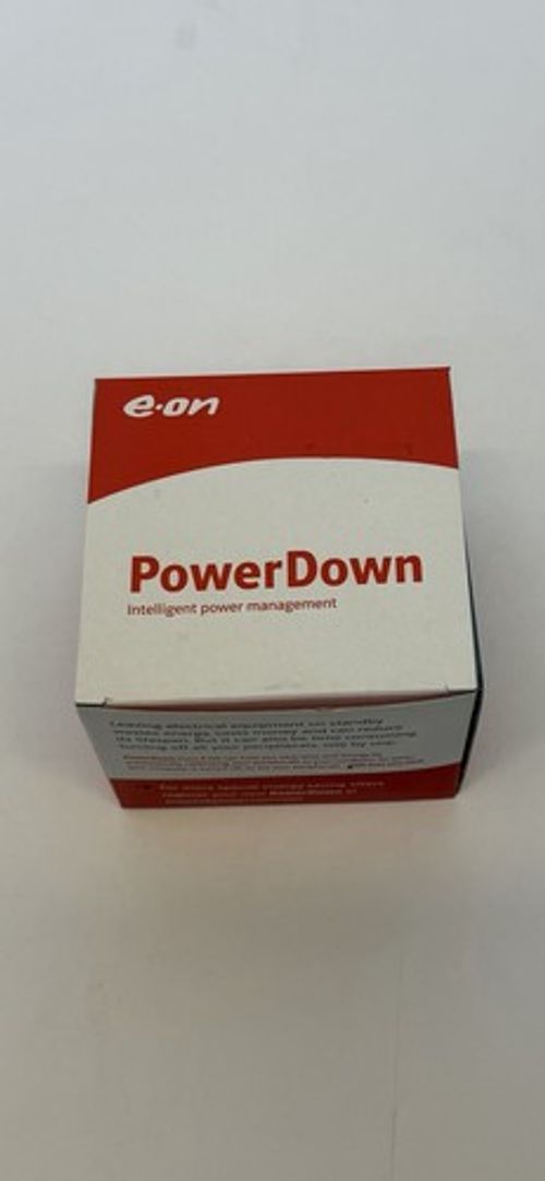 E-on Powerdown Energy Saving Socket with Surge Protection for Computers
