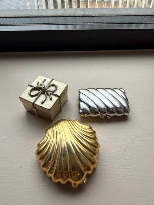 Estee Lauder collection of 3 lovely Vintage empty Solid Perfume Compacts — image 4